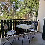 Mirko Apartment With Free Parking By Florence Sweet Homes